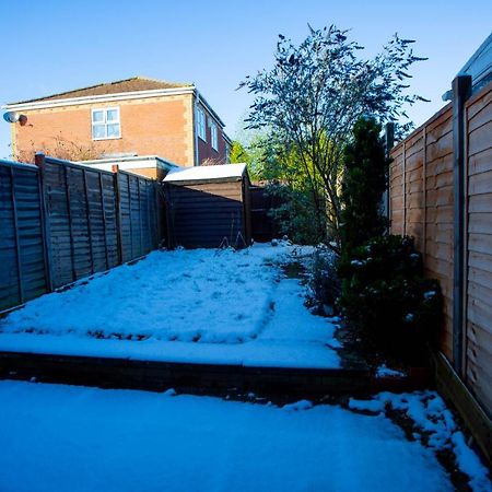Oasis Place Northampton Luaran gambar